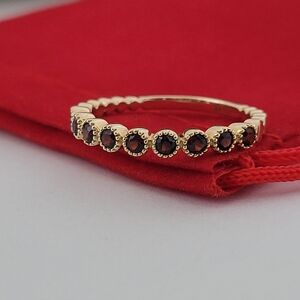 14k Yellow Gold Garnet Band Ring Size 6.25 Solid Gold! 👌🎁